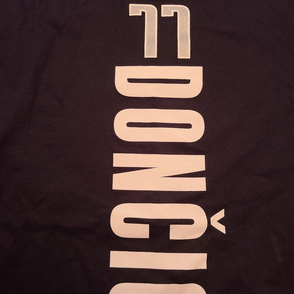 NWT Dallas Mavericks Luka Doncic T-shirt and Hat Bundle - Picture 2 of 10
